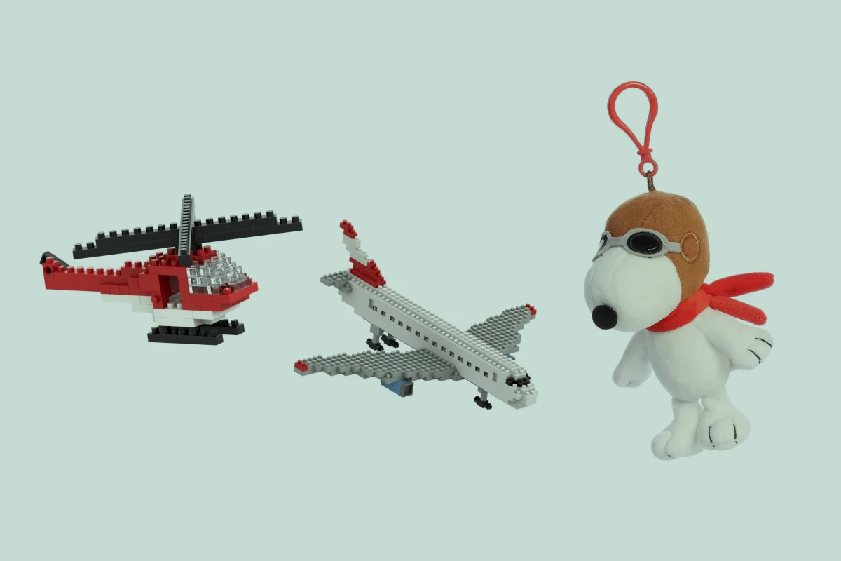 Brixies Postcard Helicopter, Brixies Commercial Airliner, Flying Ace Snoopy Clip-On